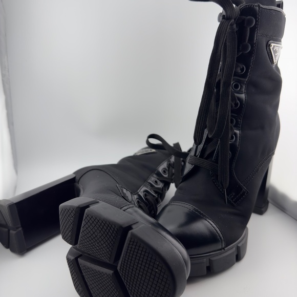 Prada triangle-logo 110mm boots - Picture 16 of 16